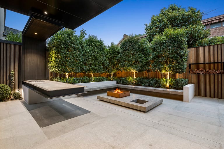 Modern Dallas Outdoor Spaces